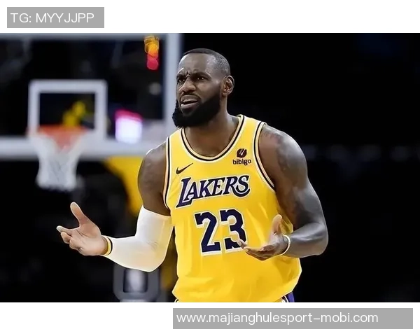 保罗曾接近加盟湖人与詹姆斯共争冠军如今机会难得 保罗曾接近加盟湖人与詹姆斯共争冠军如今机会难得